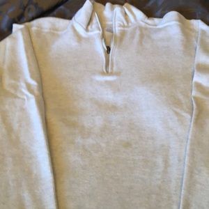 Men’s cotton V-neck sweater
